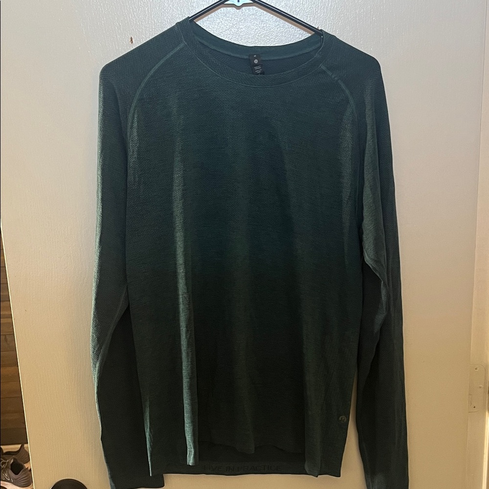 Lululemon Metal Vent Long Sleeve